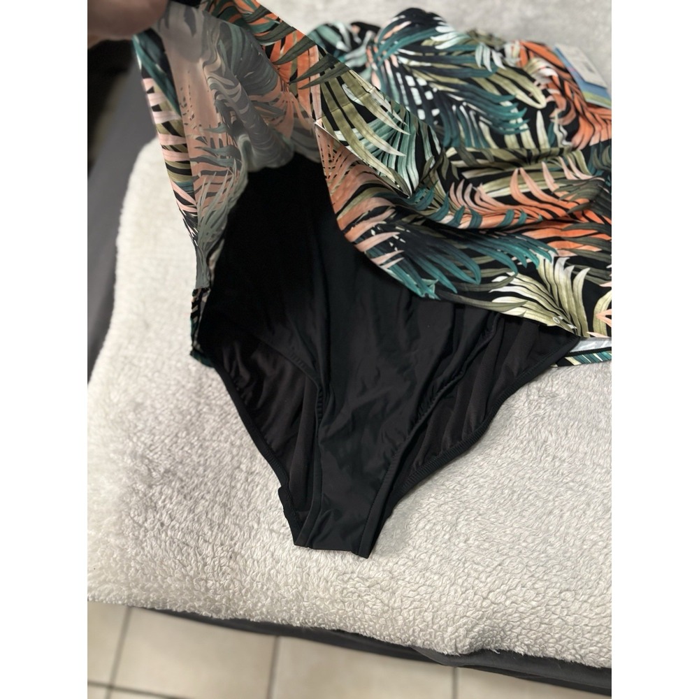 Swim Solutions Size 24 W PALM DELIGHT Plus Size Handkerchief One-Piece Swimsuit - Picture 5 of 9